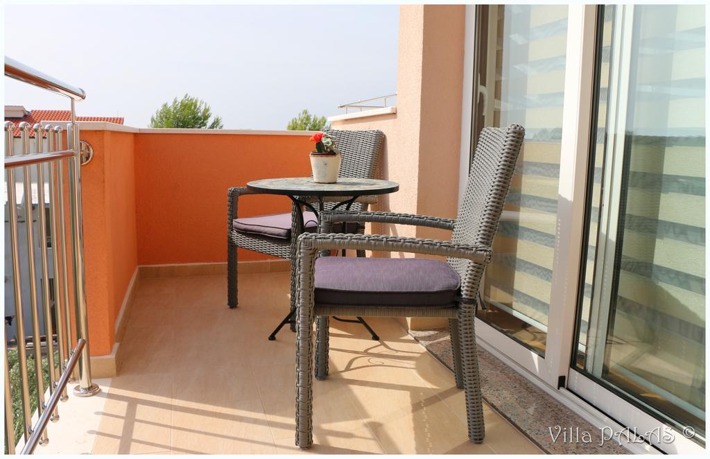 Villa Palas Apartments 2 Rogoznica  Esterno foto